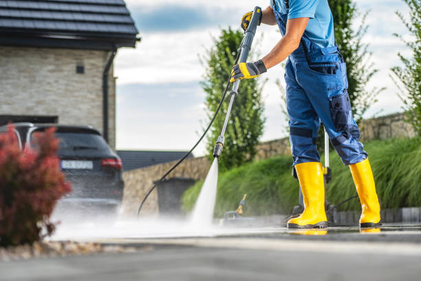 Best Sidewalk and Walkway Cleaning  in Wading River, NY